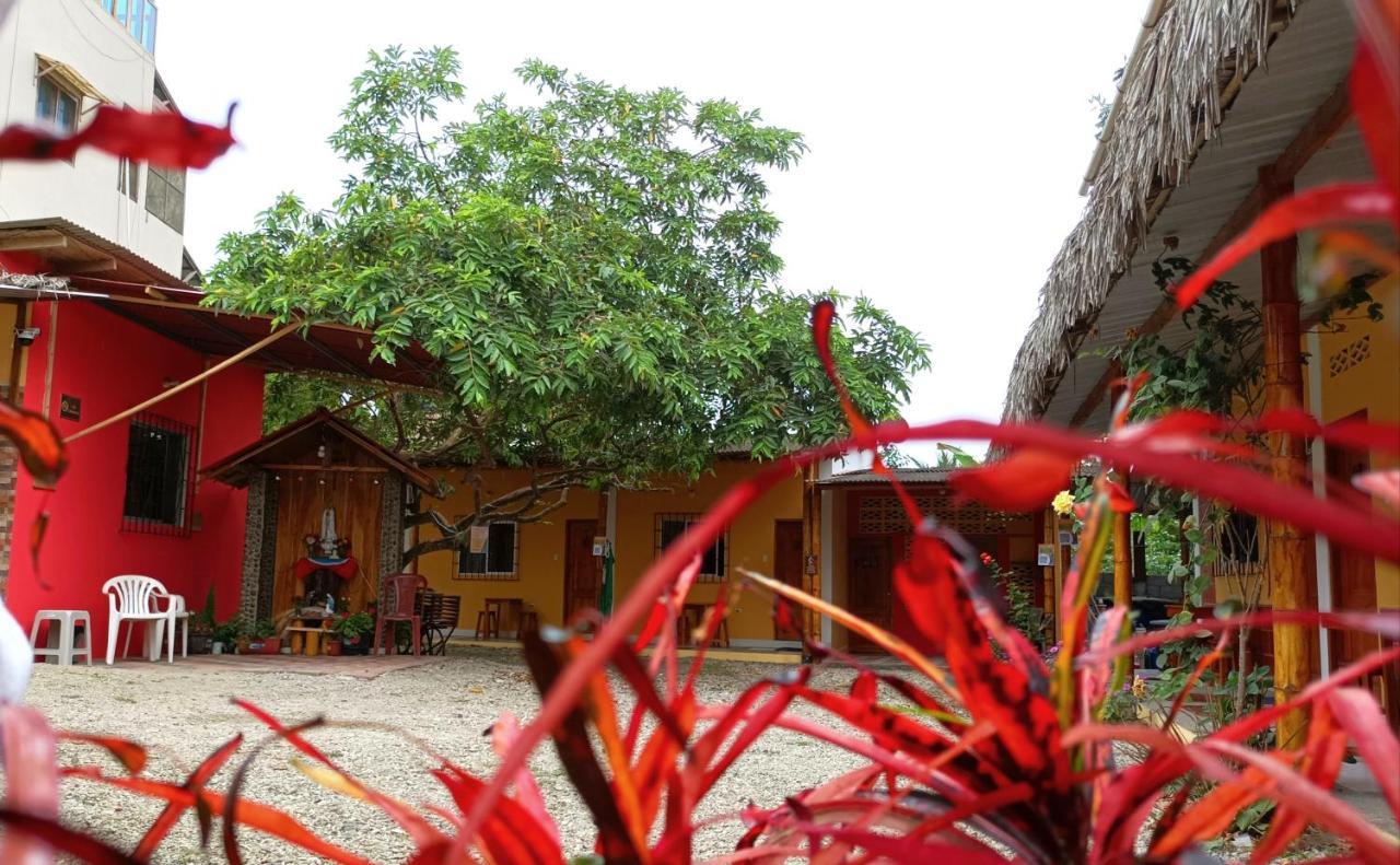 ホテル La Casa De Lili Olón エクステリア 写真