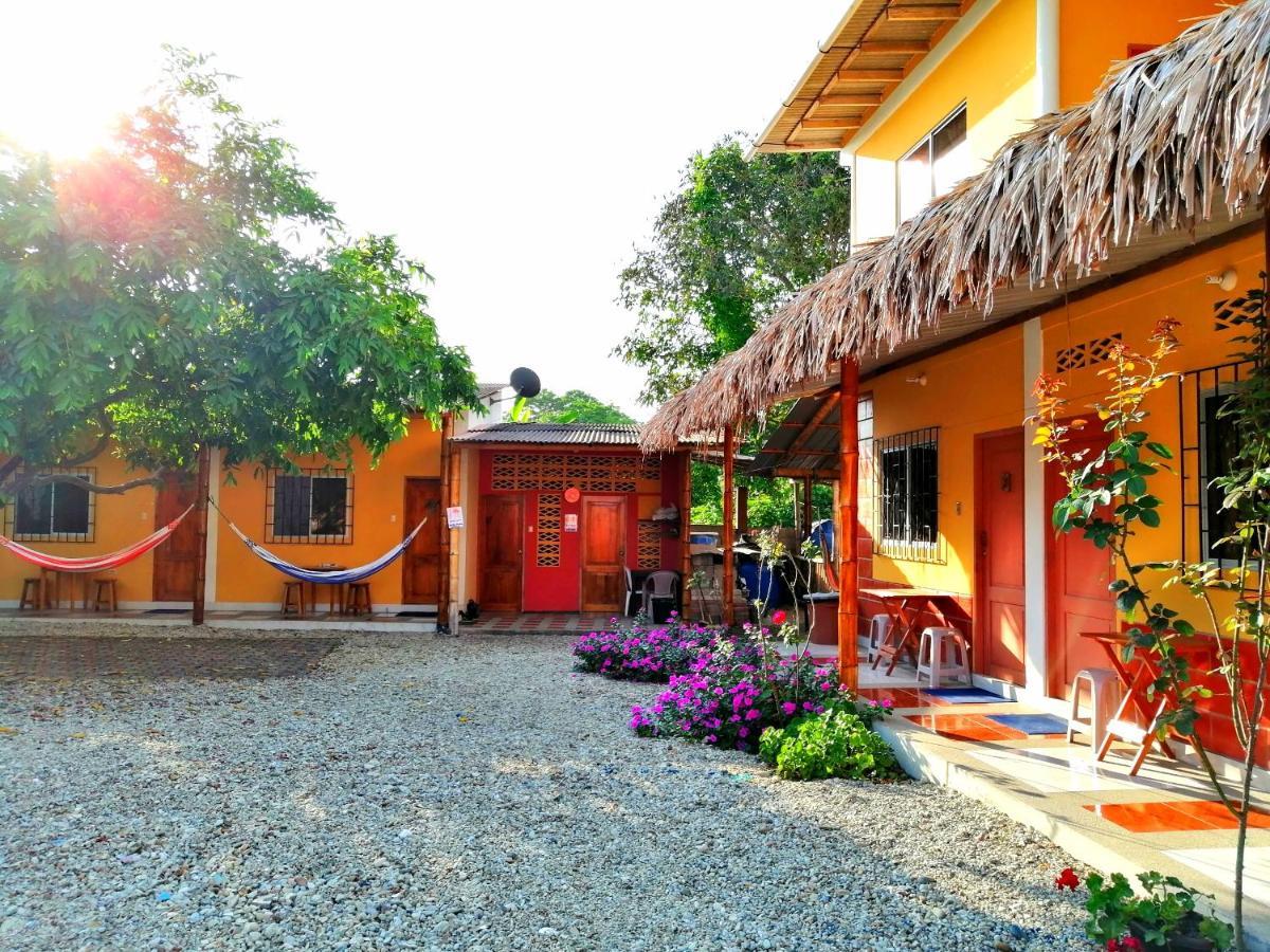 ホテル La Casa De Lili Olón エクステリア 写真