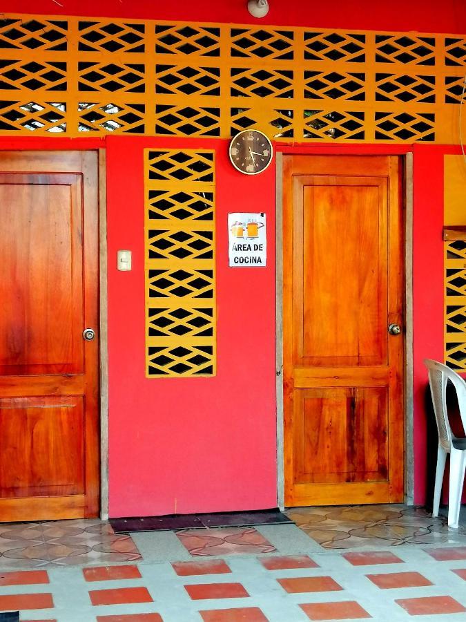 ホテル La Casa De Lili Olón エクステリア 写真